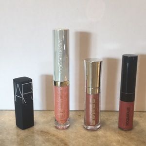Nude lip sampler